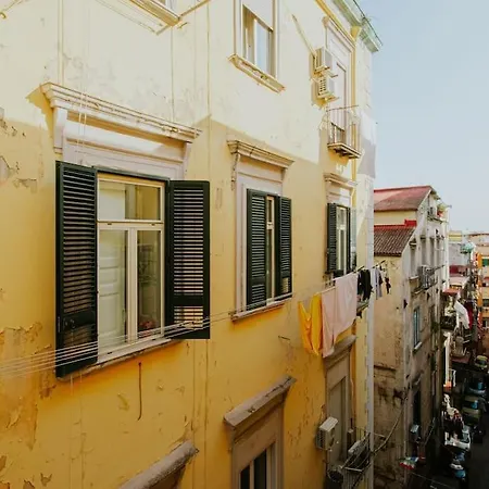 Fascino Ai Qs Naples